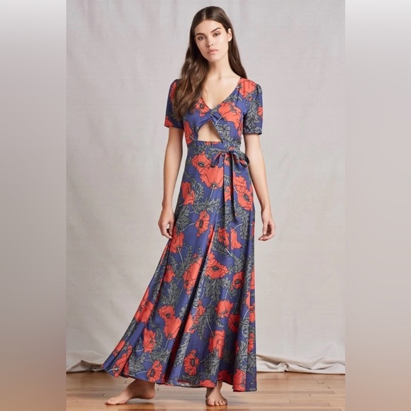 TULAROSA Desi Floral Wrap Maxi Dress size S - Picture 1 of 13
